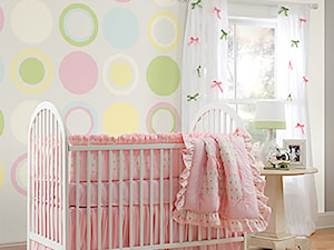 Naklejki na ścianę - Średni biały szary pokój dziecka dla niemowlaka dla dziewczynki, styl glamour - zdjęcie od DecoMania.pl