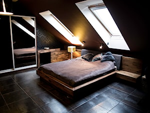 Średnia czarna sypialnia na poddaszu, styl nowoczesny - zdjęcie od Marcin Chwalik