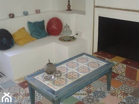 Aranżacje wnętrz - Salon: Ekskluzywne cementowe kafle w stylu marokańskim - Kolory Maroka. Przeglądaj, dodawaj i zapisuj najlepsze zdjęcia, pomysły i inspiracje designerskie. W bazie mamy już prawie milion fotografii!