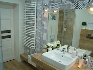 Metamorfoza łazienki w domu jednorodzinnym - Łazienka, styl skandynawski - zdjęcie od jestemanett