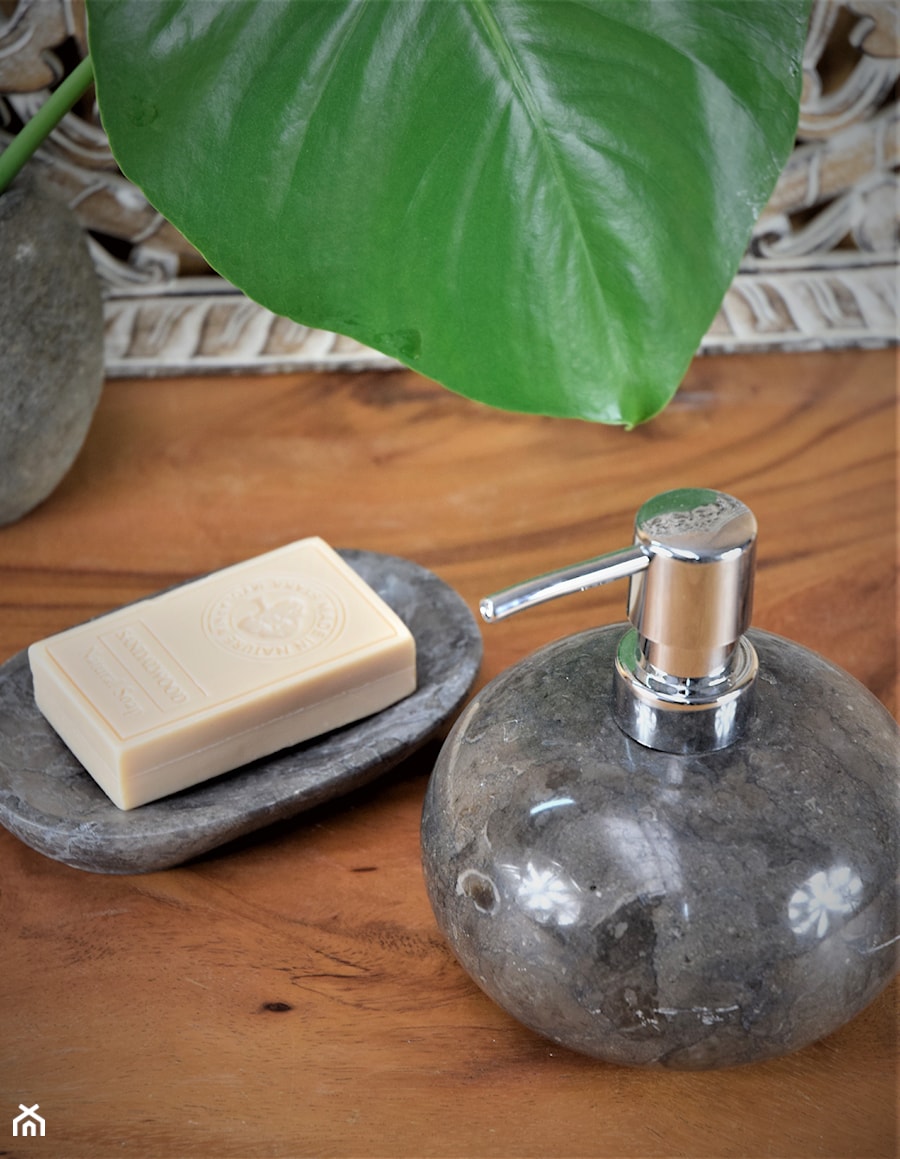 GREY STONE Bathroom Accessory Set from Indonesia INDUSTONE - zdjęcie od Industone