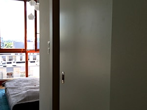 drzwi łazienkowe w systemie przesuwnym - zdjęcie od Meble - Fashion Project Norbert Bakuła