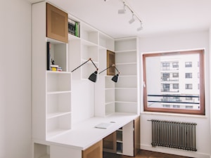 domowe biuro i biblioteczka - zdjęcie od Ada Wiśniewska -projektowanie mebli i wnętrz.