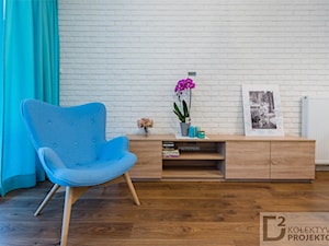 Nowoczesne mieszkanie "Niebieskie" - Mały biały salon, styl skandynawski - zdjęcie od Kolektyw D2