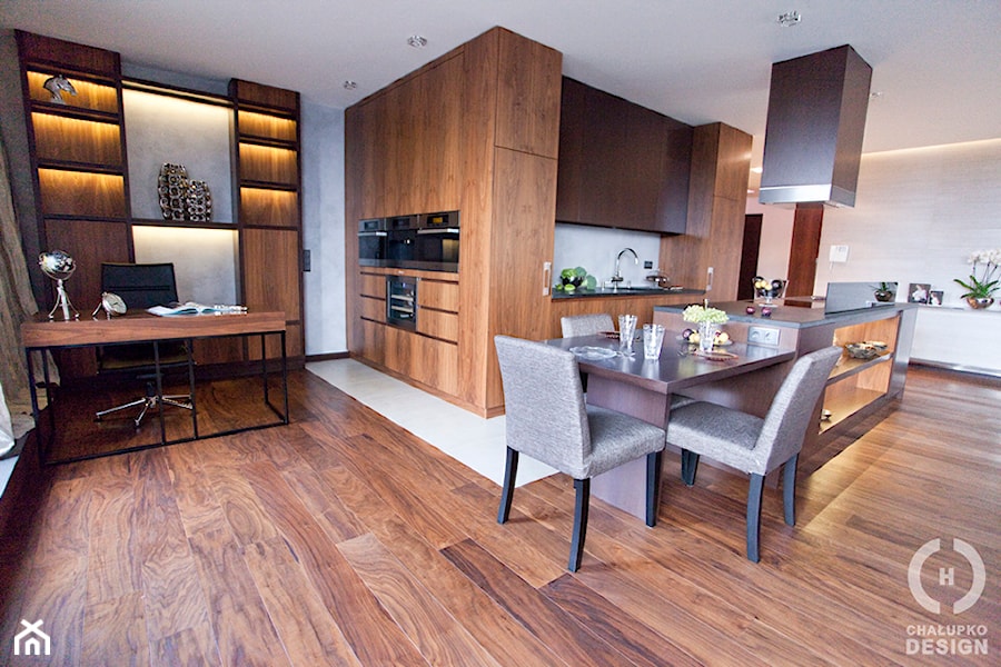 Penthouse Wilanów z tarasem - w duchu ponadczasowej elegancji - Mała beżowa jadalnia w kuchni, styl nowoczesny - zdjęcie od Chałupko Design