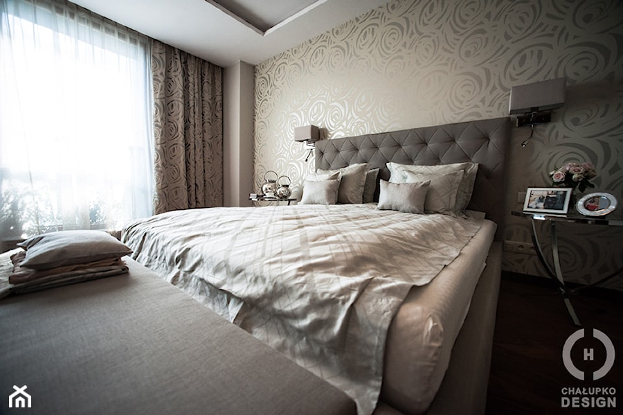 Penthouse Wilanów z tarasem - w duchu ponadczasowej elegancji - Duża beżowa sypialnia, styl nowoczesny - zdjęcie od Chałupko Design