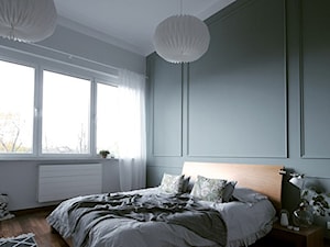 W zieleni - Średnia biała zielona sypialnia - zdjęcie od Chałupko Design