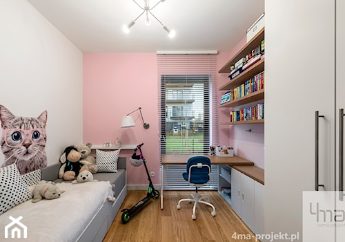 Mieszkanie o pow. 129 m2 - Mokotów - Mały biały różowy pokój dziecka dla dziecka dla dziewczynki, styl nowoczesny - zdjęcie od 4ma projekt