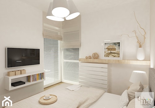 Projekt mieszkania na Bielanach o pow. 51,5 m2. - Średnia biała sypialnia z balkonem / tarasem, styl nowoczesny - zdjęcie od 4ma projekt