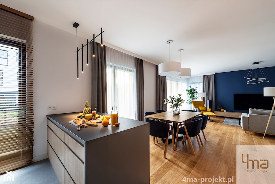 Mieszkanie o pow. 129 m2 - Mokotów - Duża biała jadalnia w salonie, styl nowoczesny - zdjęcie od 4ma projekt