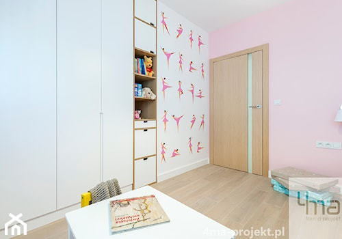 Mieszkanie 117m2 na Kabatach - Średni różowy pokój dziecka dla dziecka dla dziewczynki, styl nowoczesny - zdjęcie od 4ma projekt