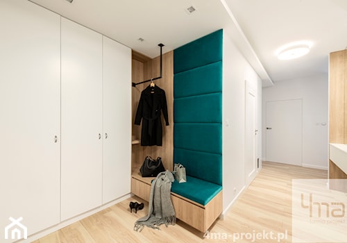 Mieszkanie 83 m2 - Wola - Hol / przedpokój, styl nowoczesny - zdjęcie od 4ma projekt