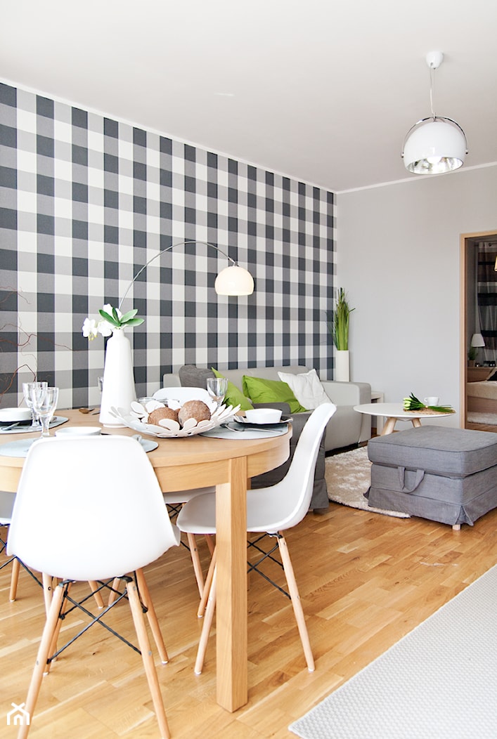Nowoczesne mieszkanie z barwnymi akcentami - Średnia szara jadalnia w salonie, styl nowoczesny - zdjęcie od GALERIE VENIS - Homebook