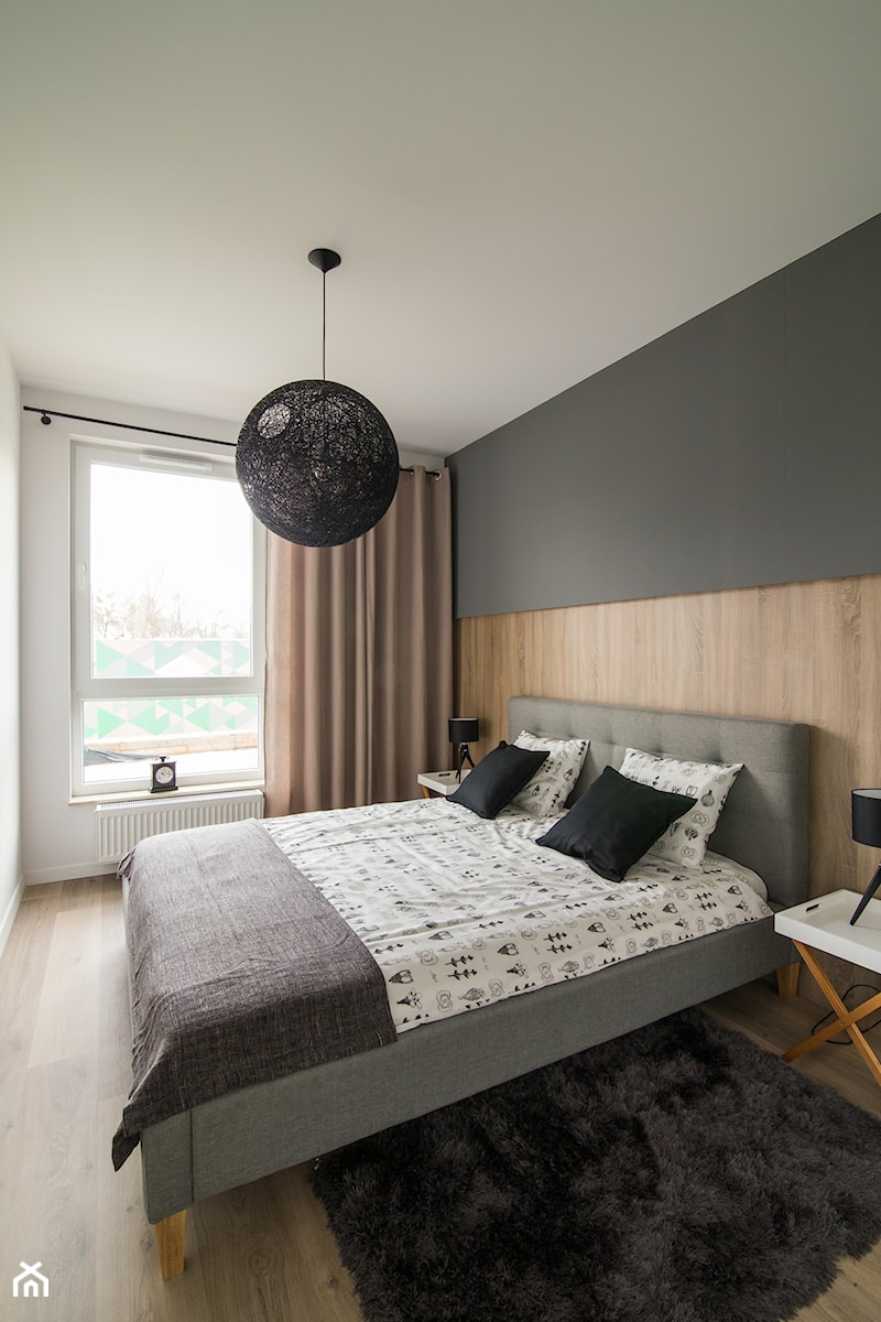 Designerskie mieszkanie w stylu nowoczesnym - Średnia biała czarna sypialnia, styl nowoczesny - zdjęcie od GALERIE VENIS