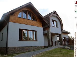 Dom w Trzebnicy - Średnie jednopiętrowe domy jednorodzinne murowane drewniane z dwuspadowym dachem - zdjęcie od INWENSO ARCHITEKCI