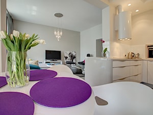 Apartament w starej kamienicy - Jadalnia, styl minimalistyczny - zdjęcie od Interio Design