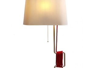 Lampa stołowa OLLI od Pulpo Design - zdjęcie od Pufa Design