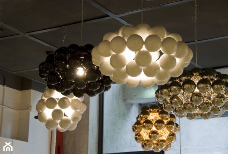 Lampa wisząca Beads Octo od Innermost - zdjęcie od Pufa Design