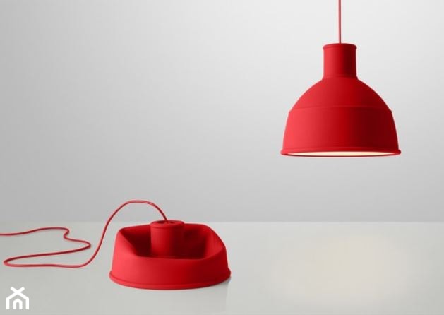 Lampa z silikonu Unfold Muuto - czerwona - zdjęcie od Pufa Design