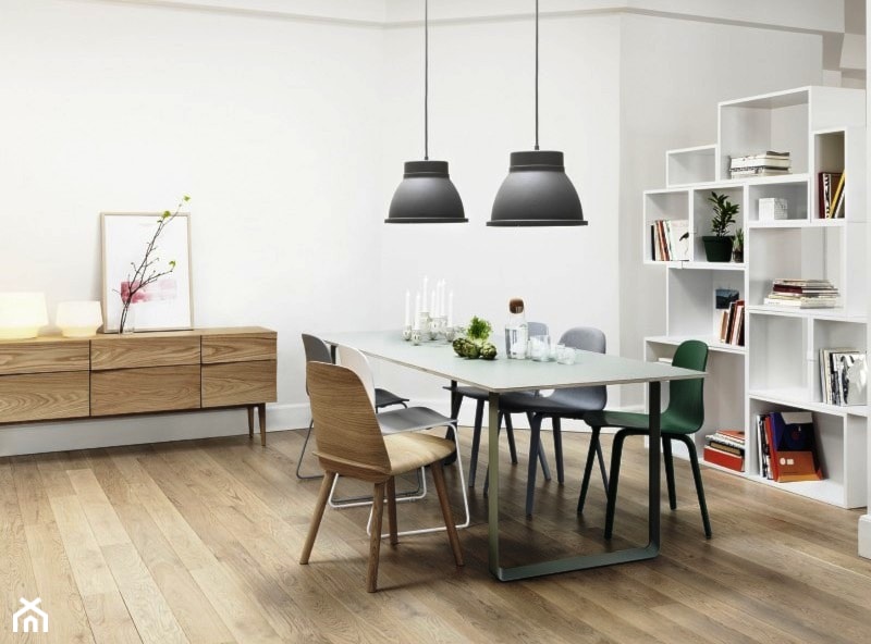 Inspiracja: salon z Muuto - zdjęcie od Pufa Design