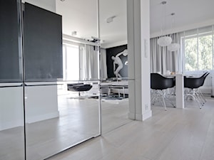 Apartament Olimpijski w Darłowie - Hol / przedpokój, styl glamour - zdjęcie od Fabrykawnetrz