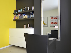 Aranżacja salonu fryzjerskiego Koszalin / Fryzjernia - Wnętrza publiczne, styl vintage - zdjęcie od Fabrykawnetrz
