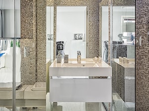 Mirror Apartment - Mała bez okna z lustrem łazienka - zdjęcie od Lasak Projektowanie