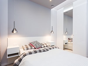 mieszkanie Warszawa, Mokotów - Mała biała szara sypialnia, styl nowoczesny - zdjęcie od Kameleon - Kreatywne Studio Projektowania Wnętrz