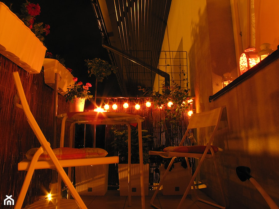Cukierkowy pokój "pod chmurką" na romatyczne wieczory we dwoje - Taras, styl nowoczesny - zdjęcie od Teresa Olejarnik
