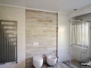 Salon kąpielowy w kolorach off-white. - zdjęcie od MANGO STUDIO - projekty wnętrz & wykonawstwo "POD KLUCZ" - ZASTĘPSTWO INWESTORSKIE - projekty wnętrz HoReCa - konsultacje