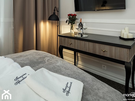 Aranżacje wnętrz - Wnętrza publiczne: BOUTIQUE HOTEL - "IMAGINE APARTMENTS" - STAROWIŚLNA 4 KRAKÓW - Wnętrza publiczne, styl tradycyjny - MANGO STUDIO - projekty wnętrz & wykonawstwo "POD KLUCZ" - ZASTĘPSTWO INWESTORSKIE - projekty wnętrz HoReCa - konsultacje . Przeglądaj, dodawaj i zapisuj najlepsze zdjęcia, pomysły i inspiracje designerskie. W bazie mamy już prawie milion fotografii!