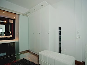 Apartament na 23. piętrze - zdjęcie od Studio Mebli KURZELA