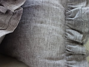 Szare poduszki dekoracyjne - zdjęcie od KakaduArt