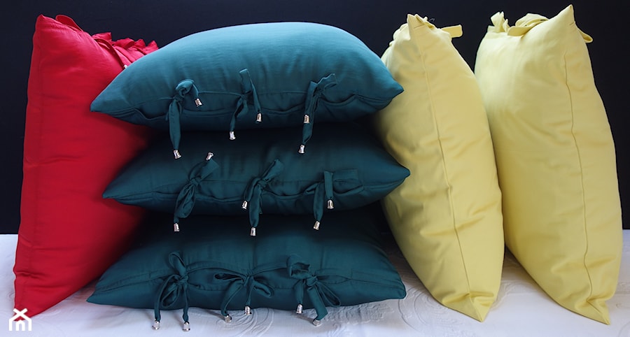 Proste poduszki dekoracyjne - zdjęcie od KakaduArt