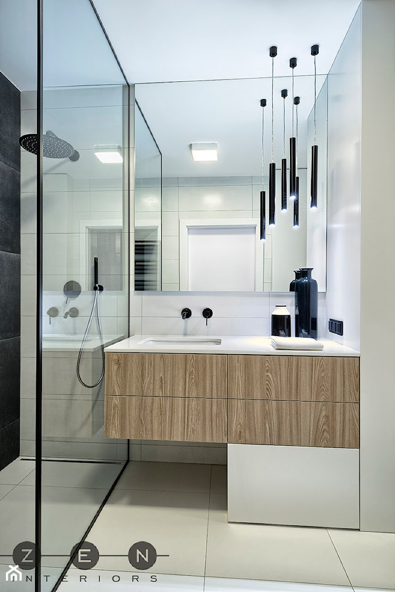 MIESZKANIE / WŁOCHY, WARSZAWA - Średnia bez okna z lustrem łazienka, styl nowoczesny - zdjęcie od ZEN Interiors