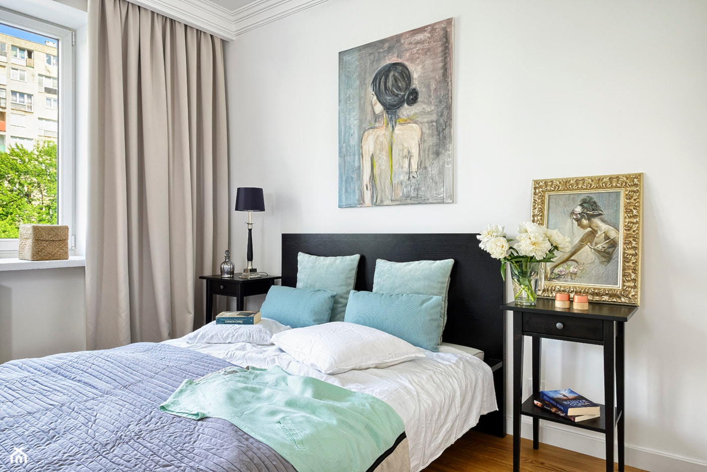 TANIA PRZEMIANA MIESZKANIA - Mała biała sypialnia, styl tradycyjny - zdjęcie od ZEN Interiors - Homebook