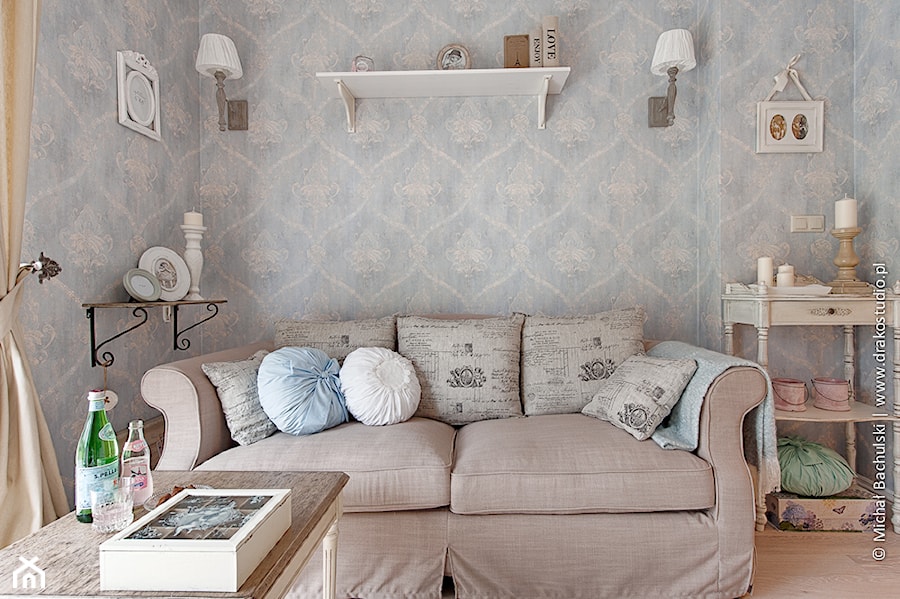 Średni niebieski salon, styl prowansalski - zdjęcie od DreamHouse