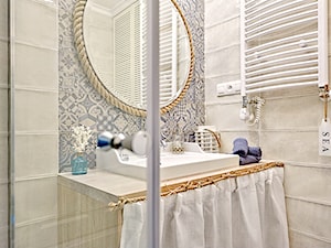Apartament Błonia Hamptons - Mała bez okna z lustrem łazienka - zdjęcie od DreamHouse