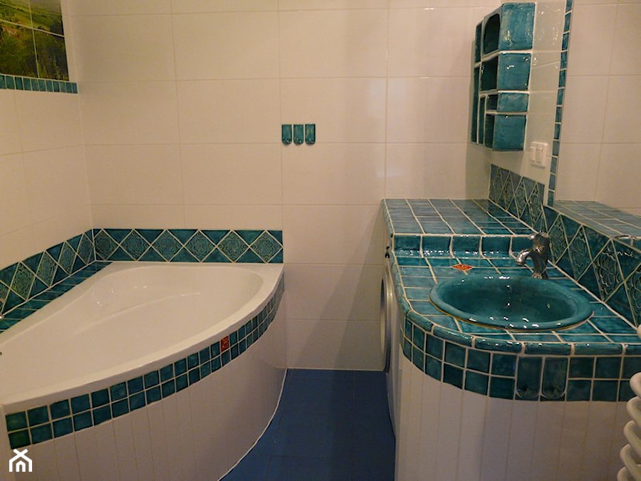 Aranżacje - Mała bez okna z pralką / suszarką z lustrem łazienka, styl rustykalny - zdjęcie od Florisa