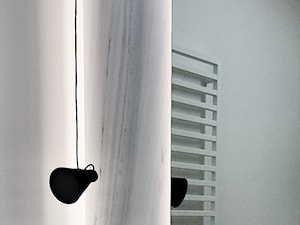15’STE PIĘTRO Z WIDOKIEM NA ODRĘ - Łazienka, styl glamour - zdjęcie od Pracownia architektoniczna meridian