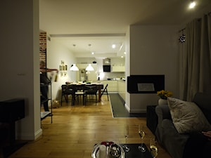 Widok z pokoju w stronę kuchni i jadalni. - zdjęcie od Interio-Desi Pracownia Projektowa