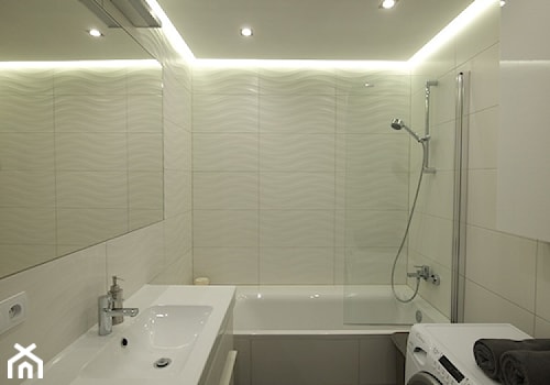 Łazienka na biało. - zdjęcie od Interio-Desi Pracownia Projektowa