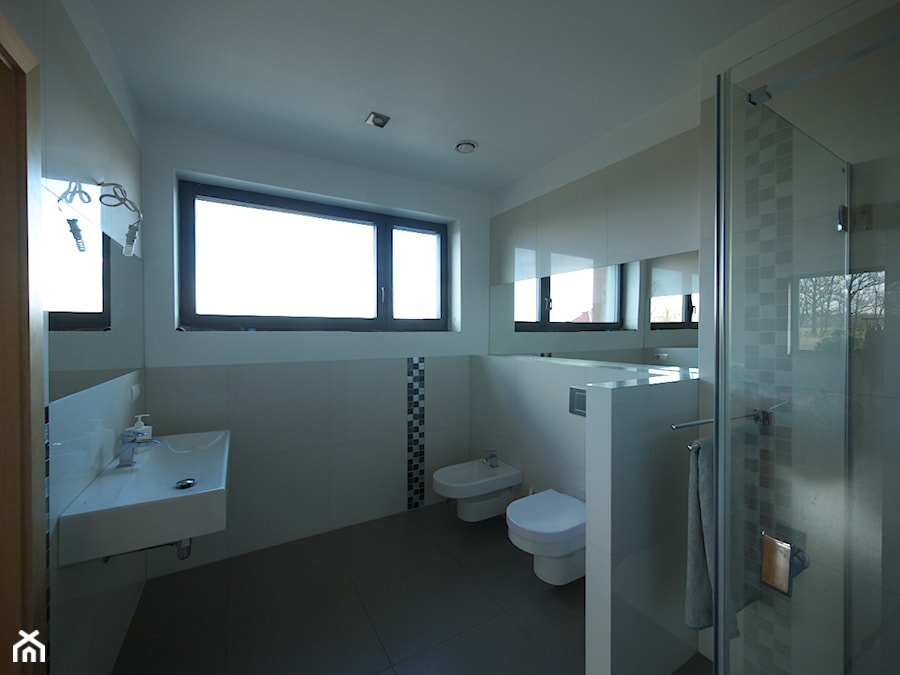 łazienka z prysznicem - zdjęcie od Interio-Desi Pracownia Projektowa