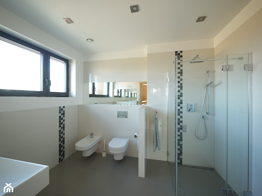 łazienka z prysznicem - zdjęcie od Interio-Desi Pracownia Projektowa