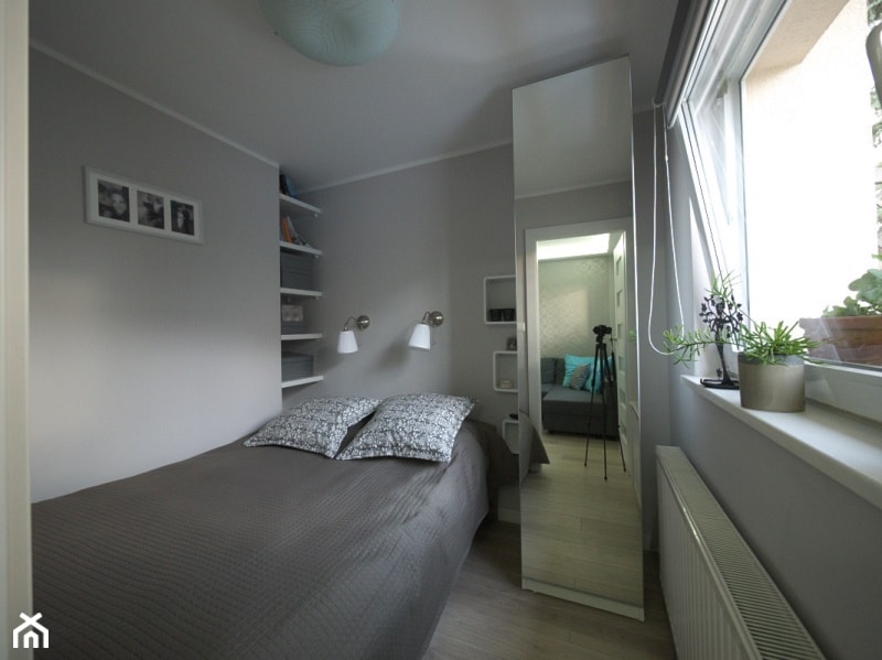 Bardzo mała sypialnia. - zdjęcie od Interio-Desi Pracownia Projektowa - Homebook