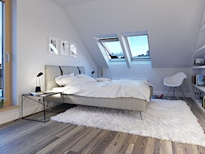 PRAKTYCZNY 3A - niewielki dom z poddaszem użytkowym - Średnia biała sypialnia na poddaszu z balkonem / tarasem, styl skandynawski - zdjęcie od DOMY Z WIZJĄ - nowoczesne projekty domów