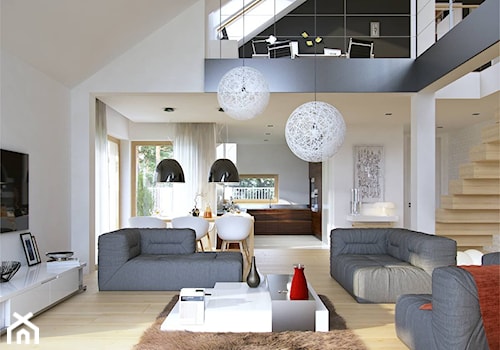 DOSKONAŁY 3 - atrakcyjny projekt dla 4-osobowej rodziny - Średni biały salon z kuchnią z jadalnią z antresolą, styl skandynawski - zdjęcie od DOMY Z WIZJĄ - nowoczesne projekty domów