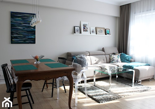 Realizacja projektu - mieszkanie 55 m - Średni beżowy salon z jadalnią, styl nowoczesny - zdjęcie od Duo Design