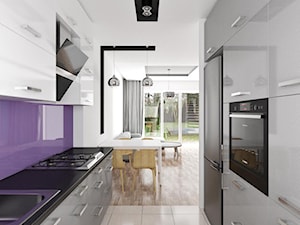 Kuchnia z kroplą fioletu - zdjęcie od openlines