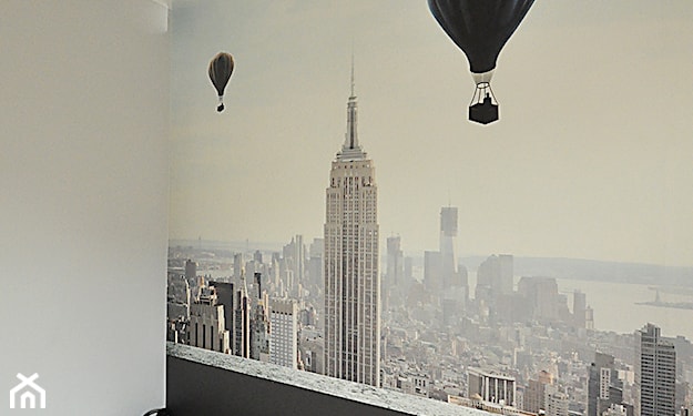 fototapeta z panoramą miasta i balonami